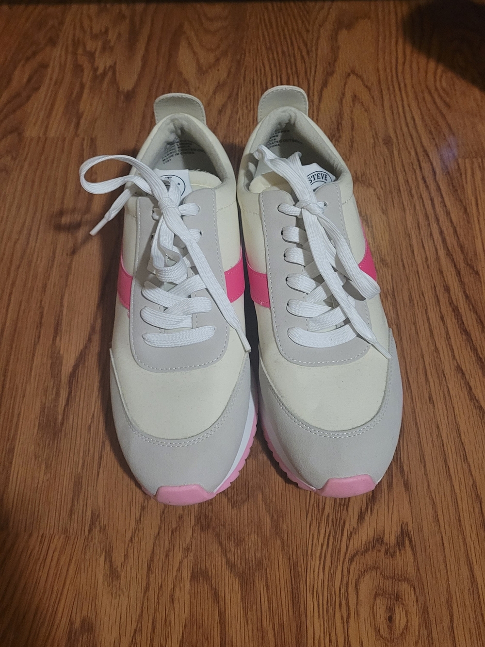 Steve Madden Sneakers